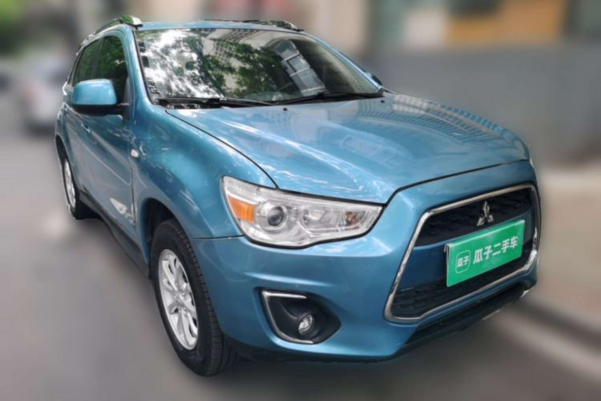 Used Mitsubishi ASX 2013 2.0L CVT Two-Wheel Drive Luxury Edition Front Right 45 Deg