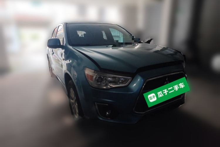 Used Mitsubishi ASX 2013 2.0L CVT Two-Wheel Drive Luxury Edition Front Right 45 Deg
