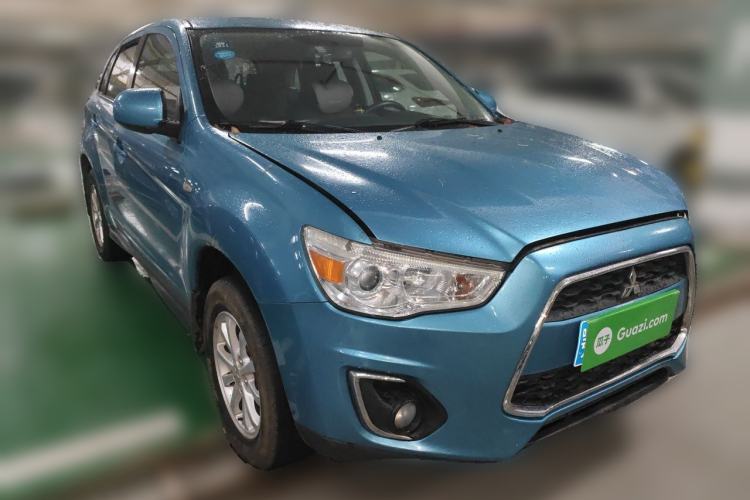 Used Mitsubishi ASX 2013 1.6L Manual Two-Wheel Drive Standard Edition Front Right 45 Deg