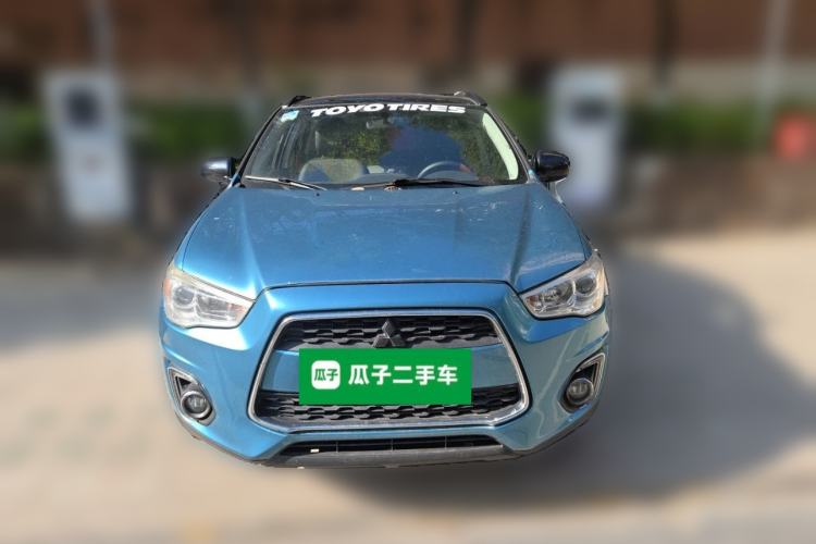 Used Mitsubishi ASX 2013 2.0L CVT Four-Wheel Drive Premium Edition Front