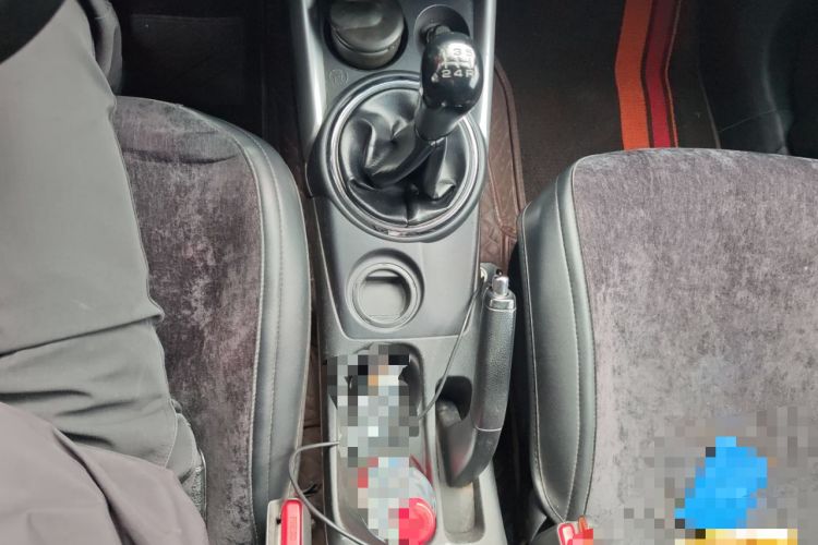 Used Mitsubishi ASX 2013 2.0L Manual Two-Wheel Drive Comfort Edition Gear Lever