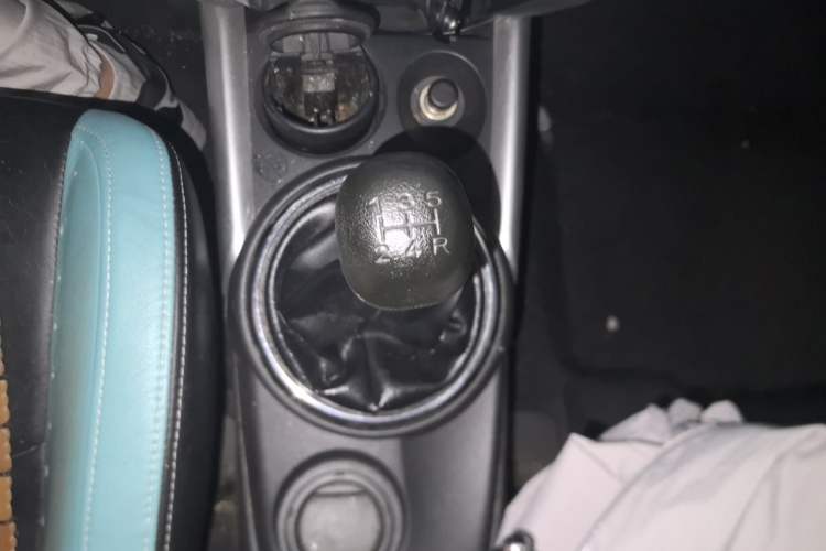 Used Mitsubishi ASX 2013 2.0L Manual Two-Wheel Drive Comfort Edition Gear Lever