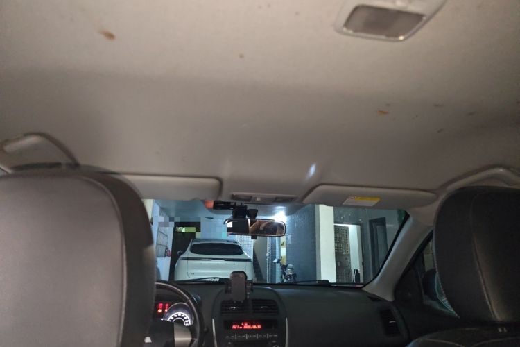 Used Mitsubishi ASX 2013 2.0L CVT Two-Wheel Drive Luxury Edition Headliner