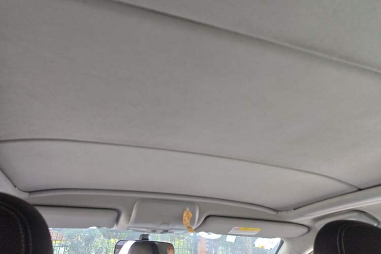 Used Mitsubishi ASX 2013 2.0L CVT Four-Wheel Drive Premium Edition Headliner