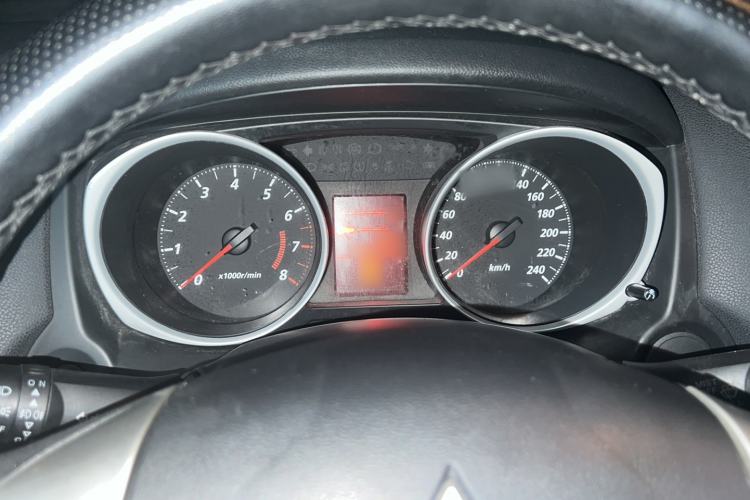 Used Mitsubishi ASX 2013 2.0L CVT Two-Wheel Drive Elite Edition Instrument Cluster