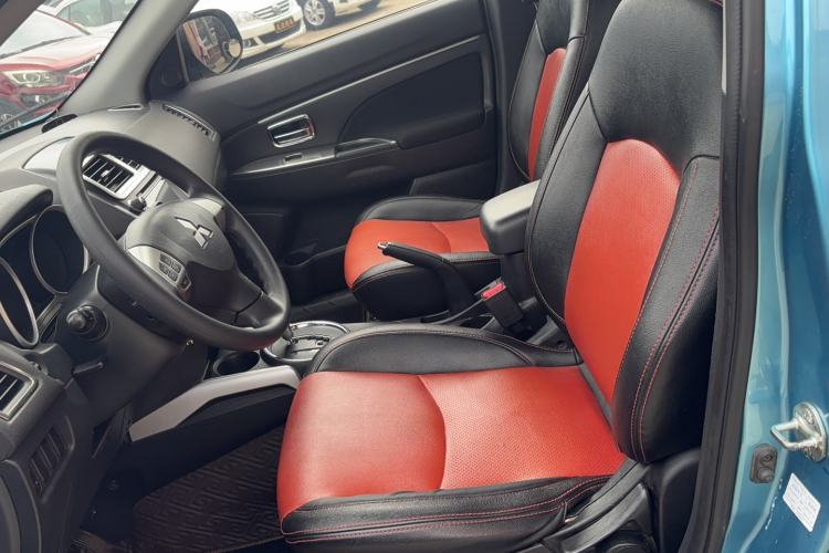Used Mitsubishi ASX 2013 2.0L CVT Two-Wheel Drive Elite Edition Left Front Seat