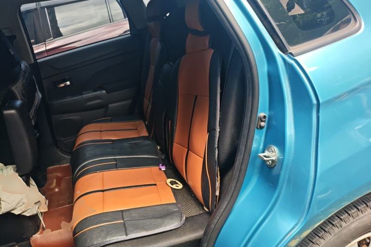 Used Mitsubishi ASX 2013 2.0L CVT Two-Wheel Drive Elite Edition Left Rear Seat