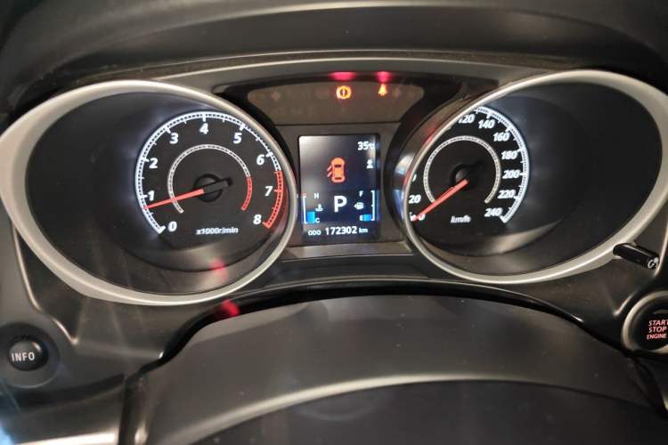 Used Mitsubishi ASX 2013 2.0L CVT Two-Wheel Drive Luxury Edition Odometer Close Up