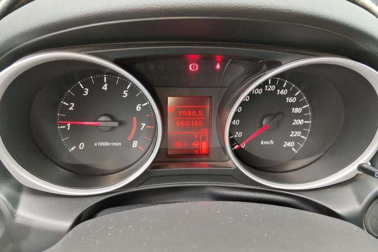 Used Mitsubishi ASX 2013 1.6L Manual Two-Wheel Drive Standard Edition Odometer Close Up