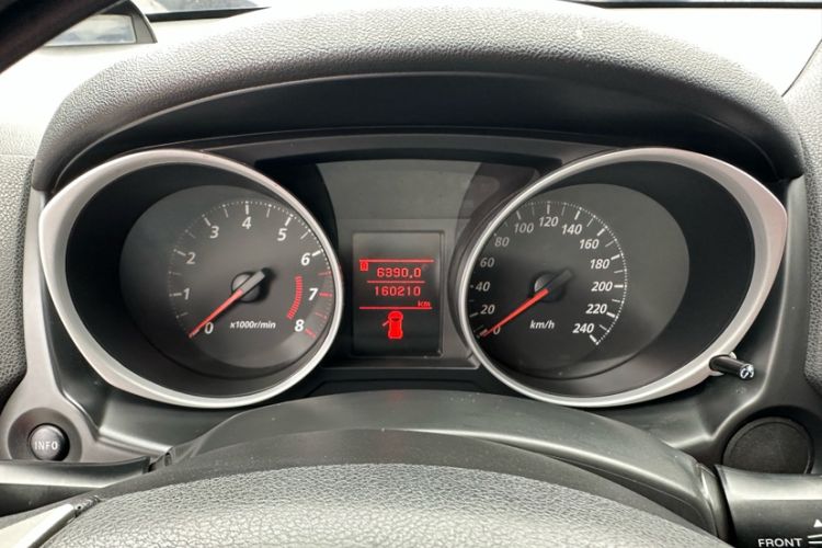 Used Mitsubishi ASX 2013 2.0L CVT Two-Wheel Drive Elite Edition Odometer Close Up