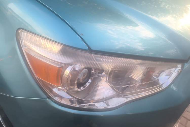 Used Mitsubishi ASX 2013 1.6L Manual Two-Wheel Drive Standard Edition Right Front Headlight