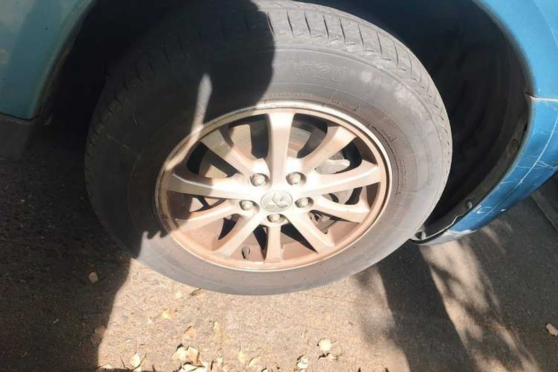 Used Mitsubishi ASX 2013 1.6L Manual Two-Wheel Drive Standard Edition Right Front Wheel Hub