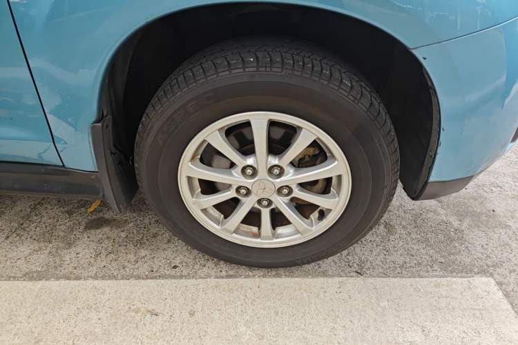 Used Mitsubishi ASX 2013 1.6L Manual Two-Wheel Drive Standard Edition Right Front Wheel Hub