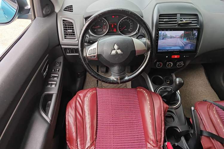Used Mitsubishi ASX 2013 1.6L Manual Two-Wheel Drive Standard Edition Steering Wheel