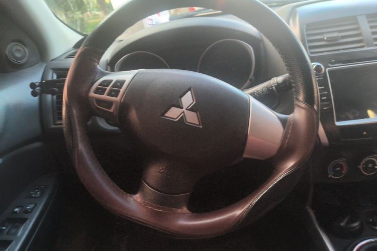 Used Mitsubishi ASX 2013 1.6L Manual Two-Wheel Drive Standard Edition Steering Wheel