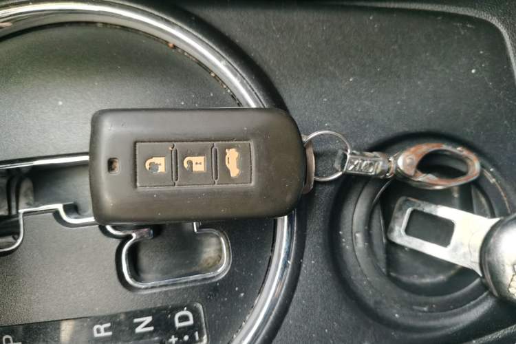 Used Mitsubishi ASX 2013 2.0L CVT Two-Wheel Drive Luxury Edition Vehicle Key
