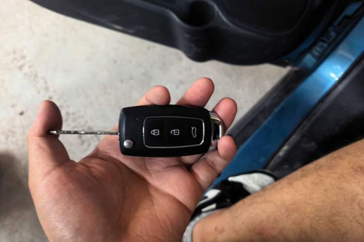 Used Mitsubishi ASX 2013 2.0L CVT Two-Wheel Drive Elite Edition Vehicle Key