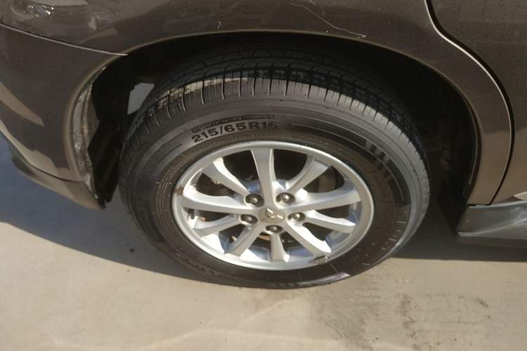 Used Mitsubishi ASX 2013 2.0L CVT Two-Wheel Drive Elite Edition Exterior 7