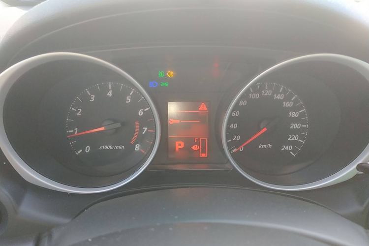 Used Mitsubishi ASX 2013 2.0L CVT Two-Wheel Drive Elite Edition Instrument Cluster