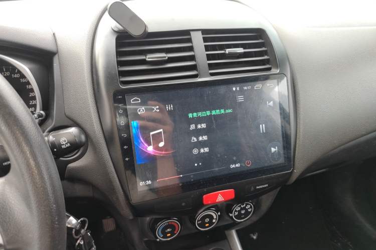 Used Mitsubishi ASX 2013 1.6L Manual Two-Wheel Drive Standard Edition Audio And AC Panel