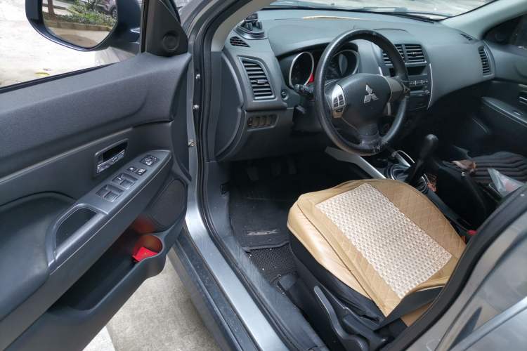Used Mitsubishi ASX 2013 1.6L Manual Two-Wheel Drive Standard Edition Driver Seat