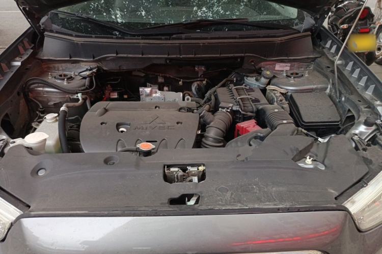 Used Mitsubishi ASX 2013 2.0L CVT Four-Wheel Drive Premium Edition Engine Bay