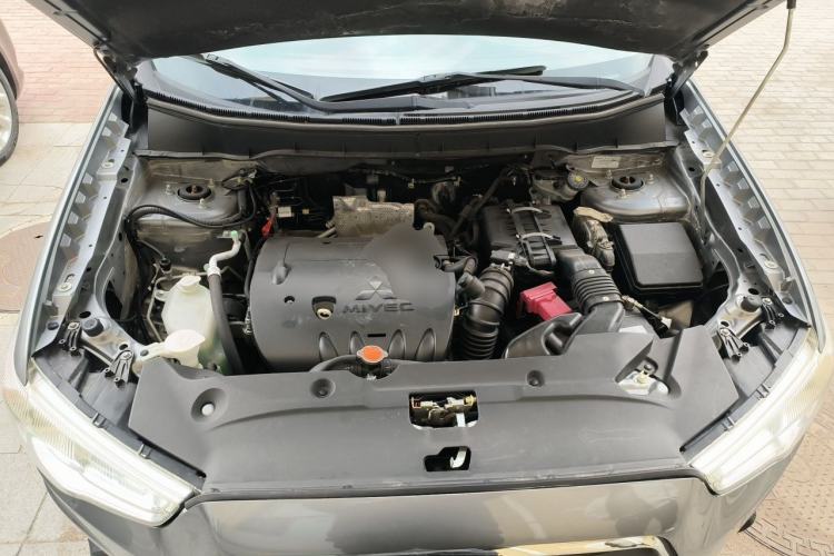 Used Mitsubishi ASX 2013 2.0L CVT Four-Wheel Drive Premium Edition Engine Bay