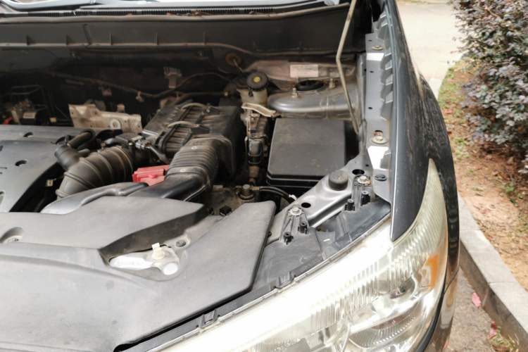 Used Mitsubishi ASX 2013 2.0L CVT 4x4 Flagship Edition Engine Bay Left