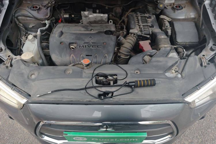 Used Mitsubishi ASX 2013 2.0L CVT 4x4 Flagship Edition Engine Bay