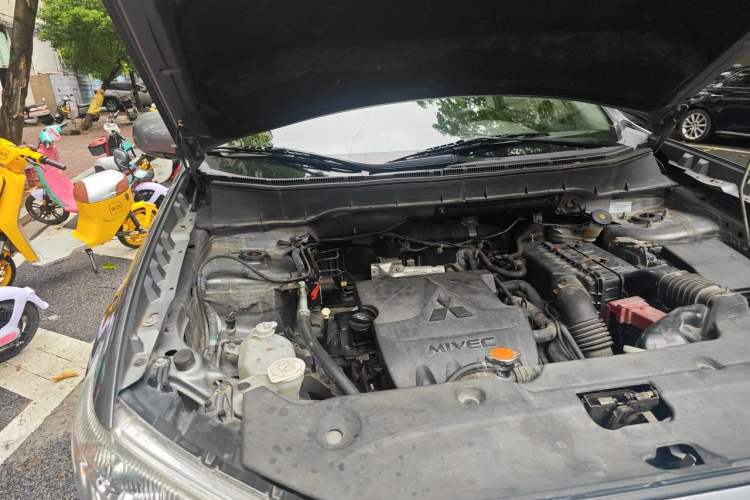 Used Mitsubishi ASX 2013 1.6L Manual Two-Wheel Drive Standard Edition Engine Bay Right