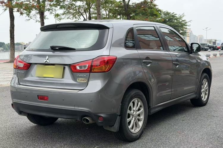 Used Mitsubishi ASX 2013 2.0L CVT Two-Wheel Drive Elite Edition Exterior 1