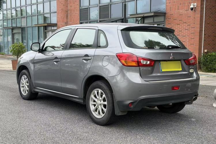 Used Mitsubishi ASX 2013 2.0L CVT Two-Wheel Drive Elite Edition Exterior 4