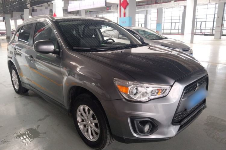Used Mitsubishi ASX 2013 1.6L Manual Two-Wheel Drive Standard Edition Front Right 45 Deg