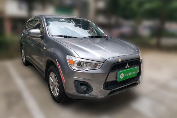 Used Mitsubishi ASX 2013 1.6L Manual Two-Wheel Drive Standard Edition Front Right 45 Deg