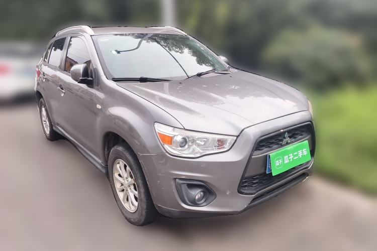 Used Mitsubishi ASX 2013 1.6L Manual Two-Wheel Drive Standard Edition Front Right 45 Deg