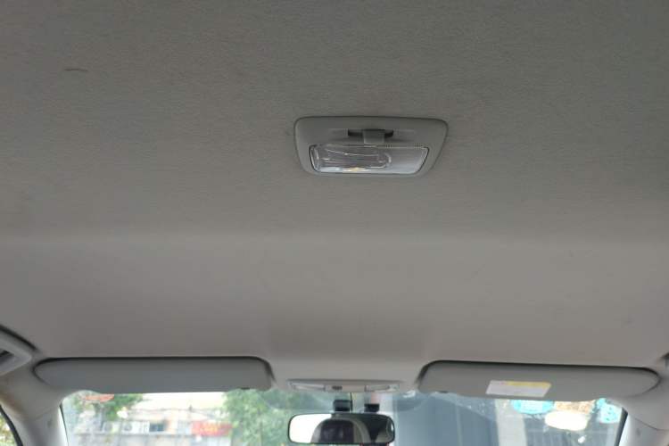 Used Mitsubishi ASX 2013 2.0L CVT Two-Wheel Drive Elite Edition Headliner