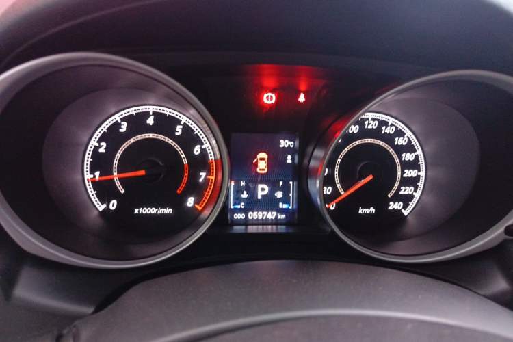 Used Mitsubishi ASX 2013 2.0L CVT Four-Wheel Drive Premium Edition Instrument Cluster