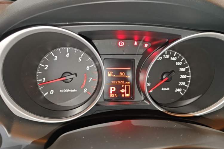 Used Mitsubishi ASX 2013 2.0L CVT Two-Wheel Drive Elite Edition Instrument Cluster