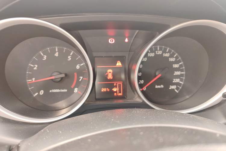 Used Mitsubishi ASX 2013 1.6L Manual Two-Wheel Drive Standard Edition Instrument Cluster