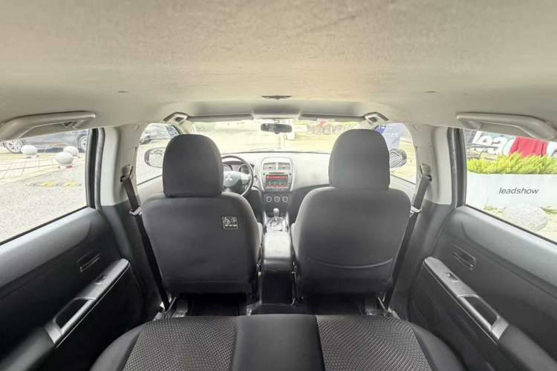 Used Mitsubishi ASX 2013 2.0L CVT Two-Wheel Drive Elite Edition Interior 2