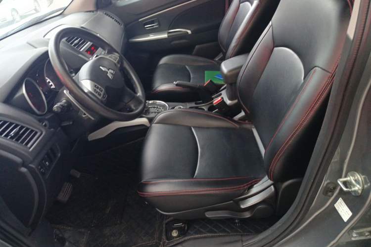 Used Mitsubishi ASX 2013 2.0L CVT Four-Wheel Drive Premium Edition Left Front Seat