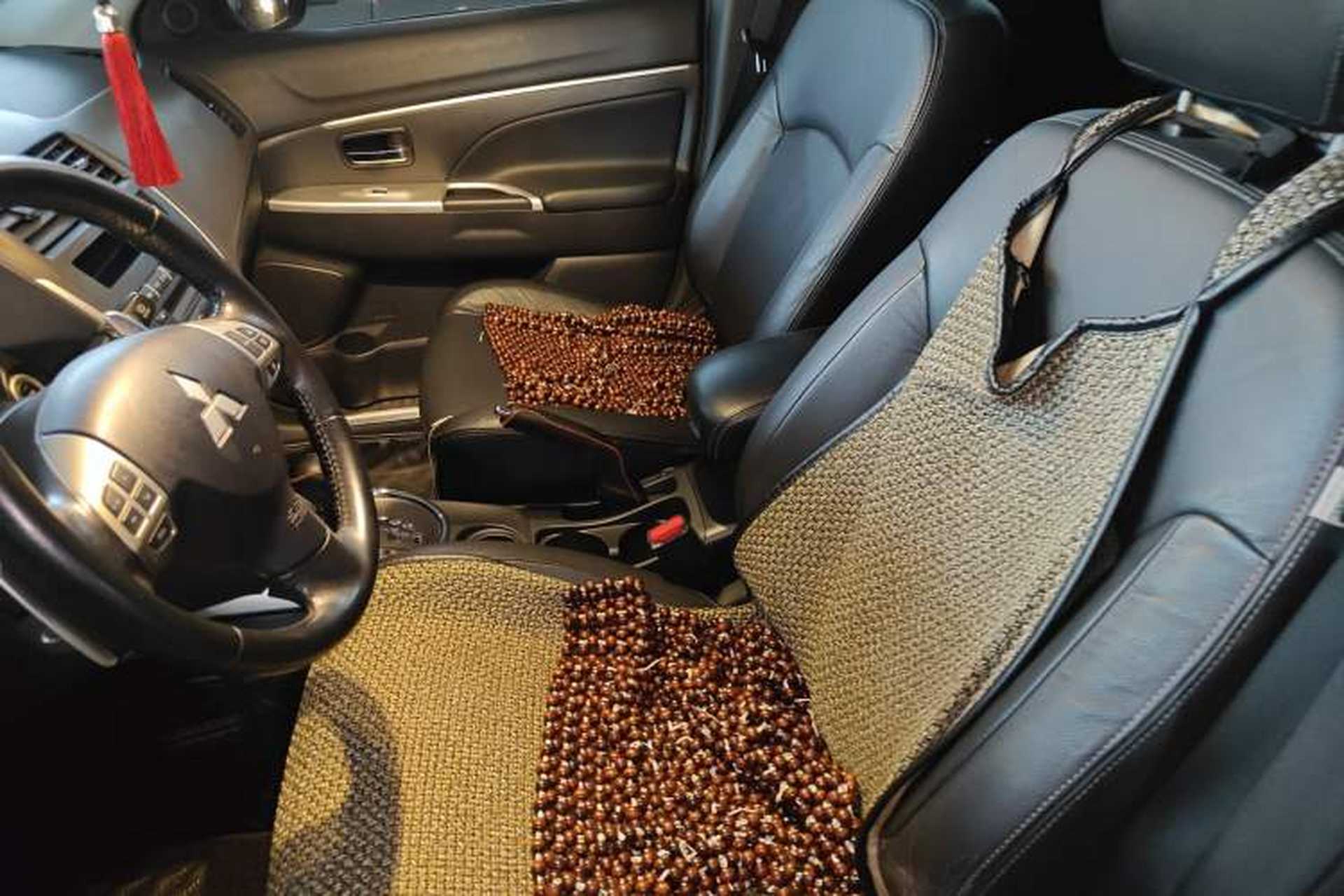 Used Mitsubishi ASX 2013 2.0L CVT Two-Wheel Drive Luxury Edition Left Front Seat