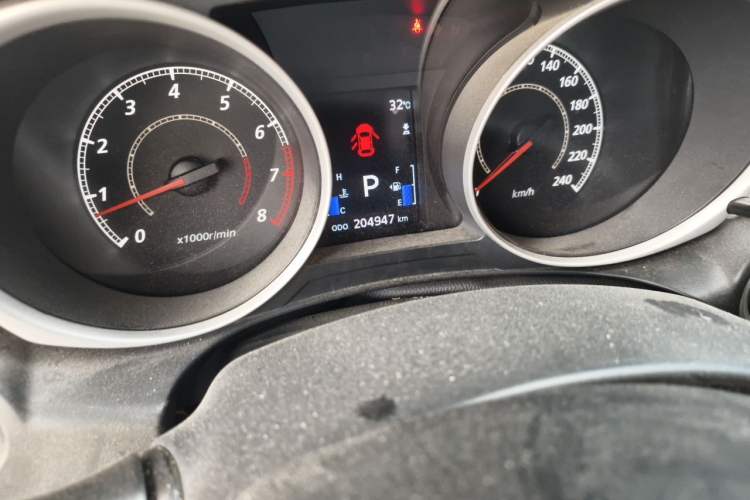 Used Mitsubishi ASX 2013 2.0L CVT Two-Wheel Drive Luxury Edition Odometer Close Up