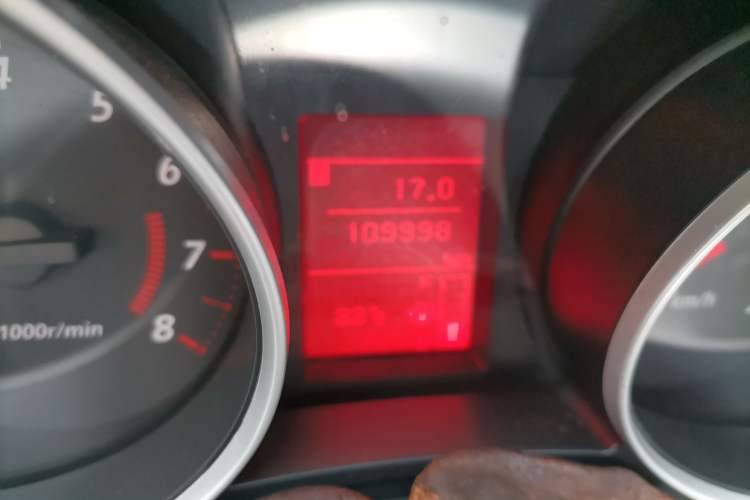 Used Mitsubishi ASX 2013 1.6L Manual Two-Wheel Drive Standard Edition Odometer Close Up