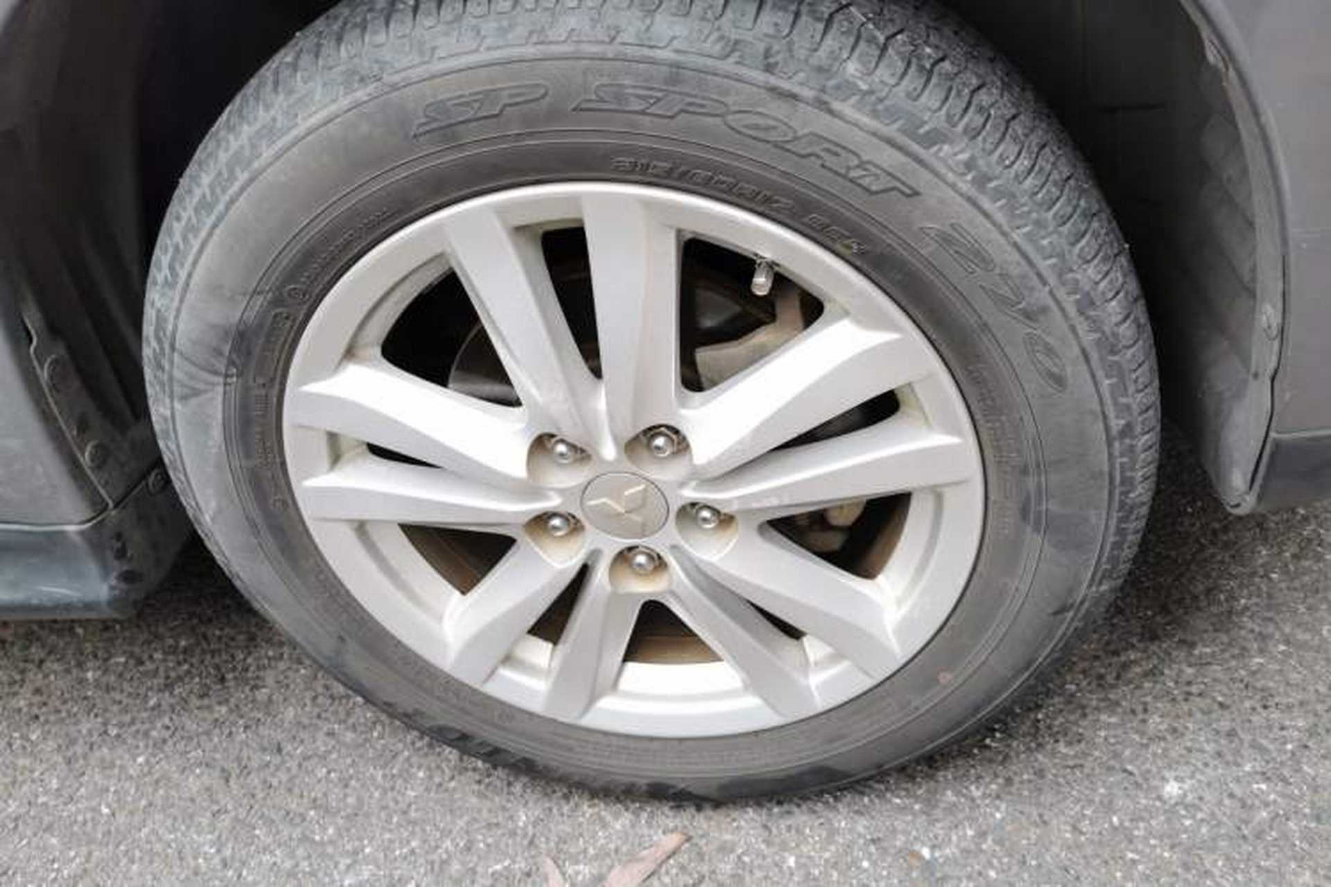 Used Mitsubishi ASX 2013 2.0L CVT 4x4 Flagship Edition Right Front Wheel Hub