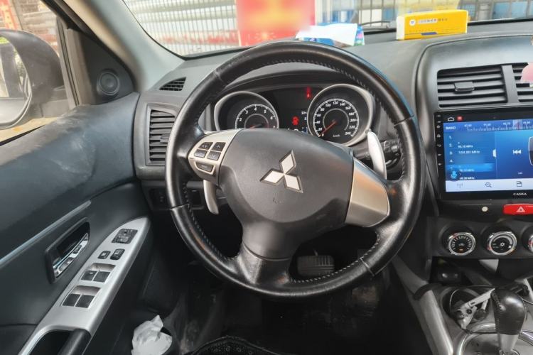 Used Mitsubishi ASX 2013 2.0L CVT Two-Wheel Drive Luxury Edition Steering Wheel