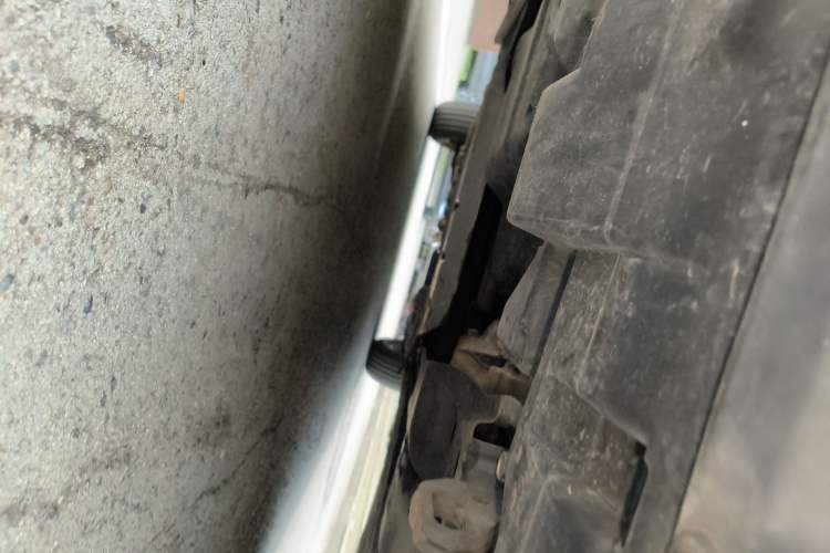 Used Mitsubishi ASX 2013 2.0L CVT Two-Wheel Drive Elite Edition Chassis Front