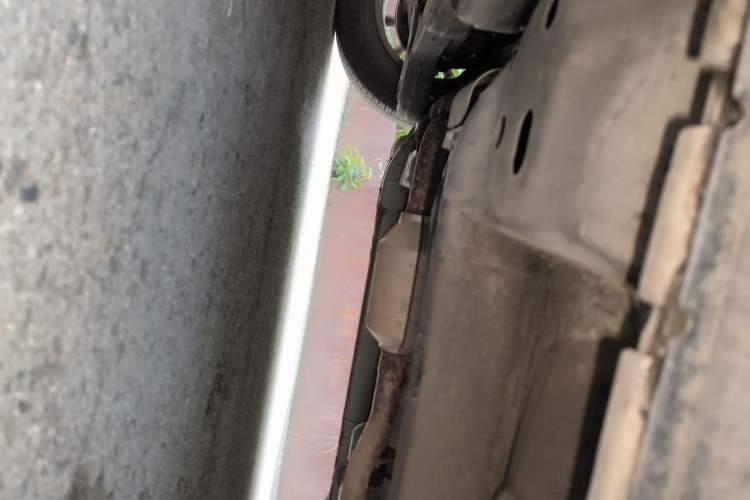 Used Mitsubishi ASX 2013 2.0L CVT Two-Wheel Drive Elite Edition Chassis Front Left