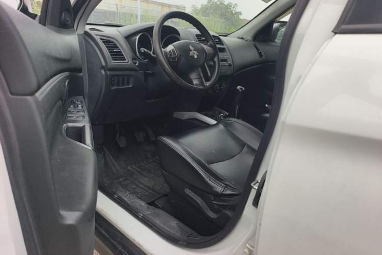 Used Mitsubishi ASX 2013 1.6L Manual Two-Wheel Drive Standard Edition Driver Seat
