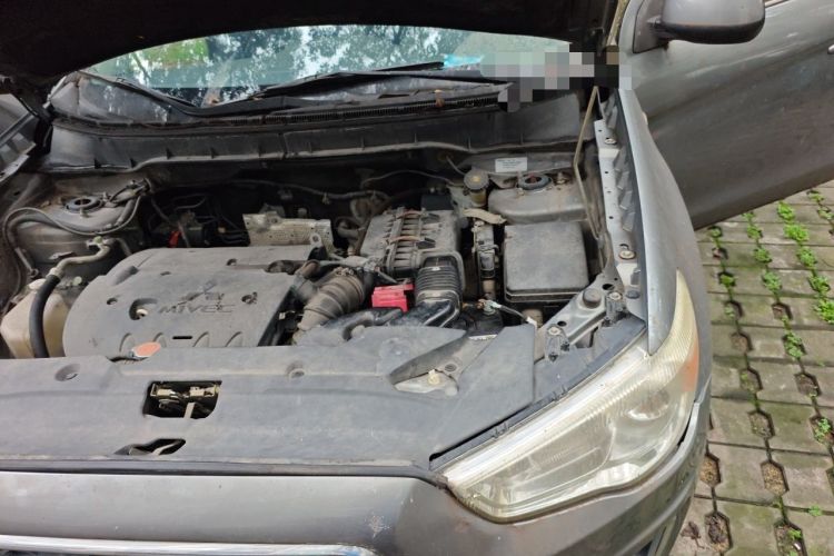 Used Mitsubishi ASX 2013 2.0L CVT Two-Wheel Drive Luxury Edition Engine Bay Left